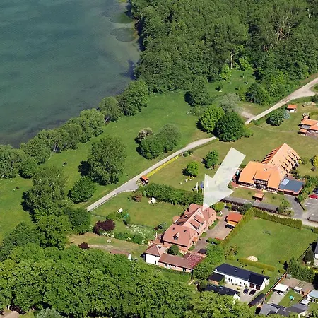 Seeufer Villa - B Apartman Ahrensbök